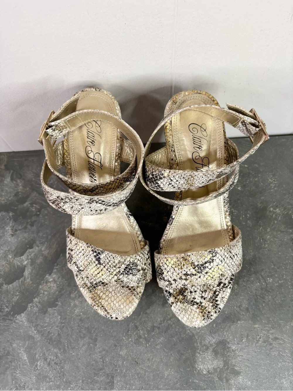 Elaine Turner snake-print platform wedge sandals snakeskin size 8